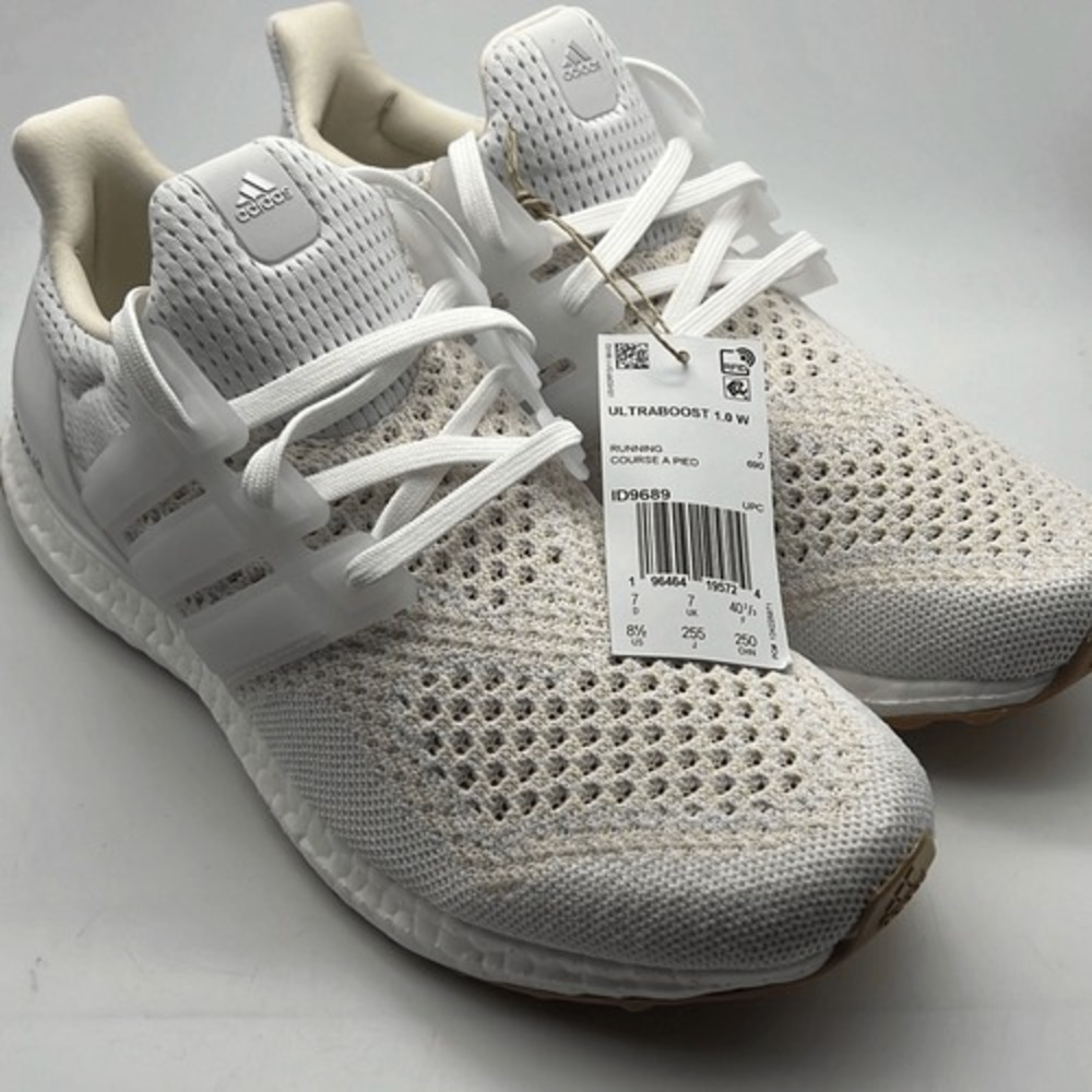Adidas Ultraboost 1.0 White Gum Silver 1D9689 Running Shoes NWB Women's size 8.5